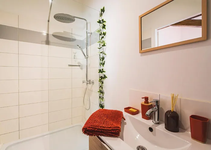 Appartement La Casa Dem, Reims, Madamedemconciergerie *